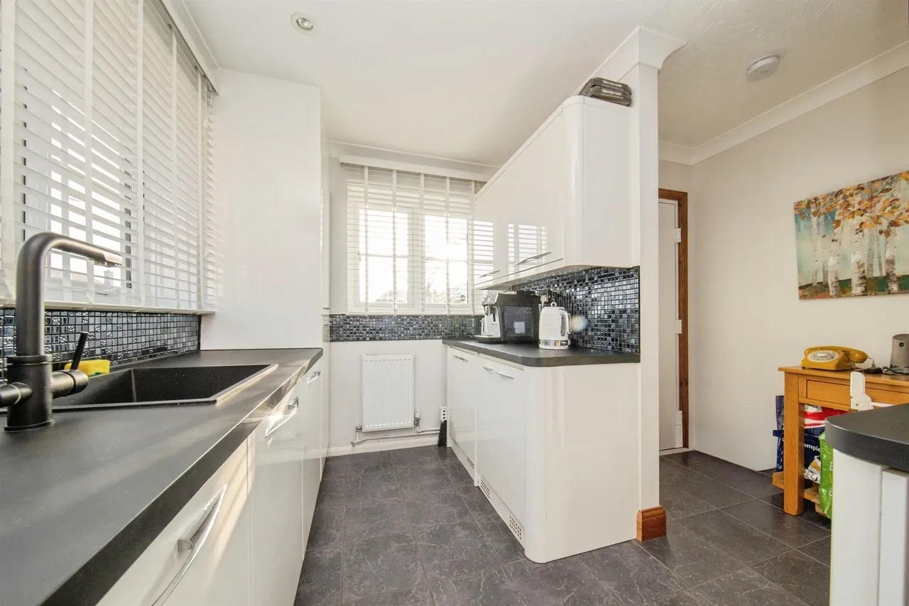 Grenfell Avenue, Holland-On-Sea, Clacton-On-Sea, photo 6
