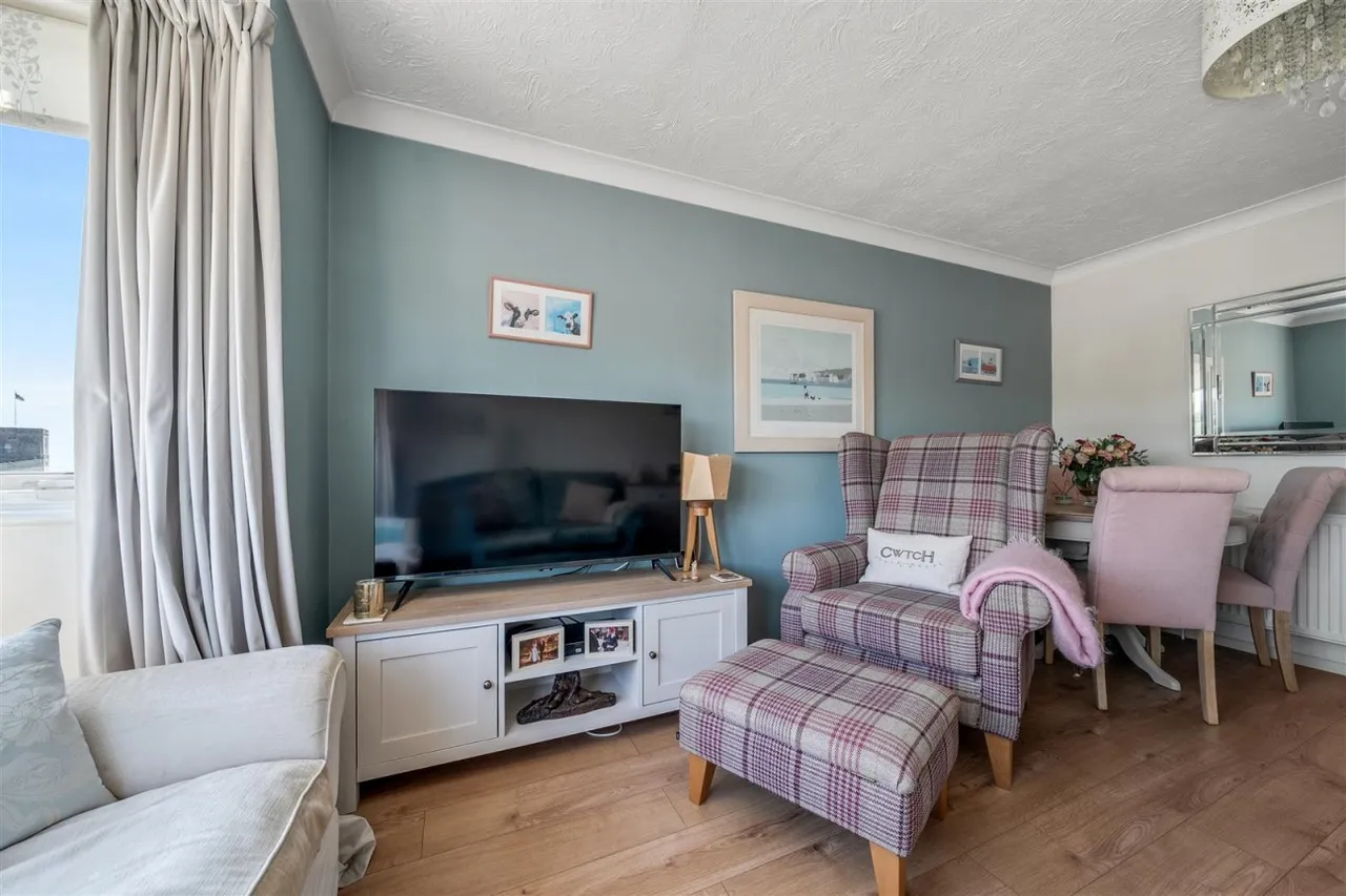 Sandringham Court, Swanage, BH19, photo 4