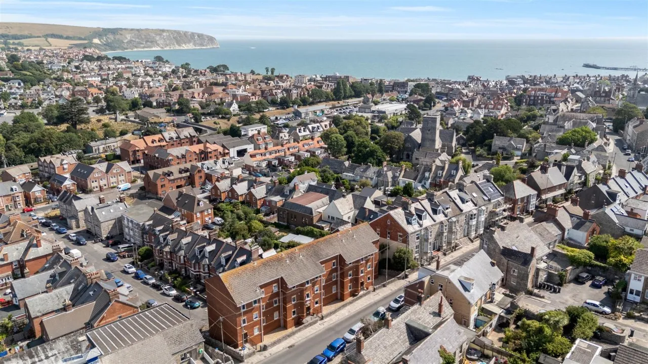 Sandringham Court, Swanage, BH19, photo 20
