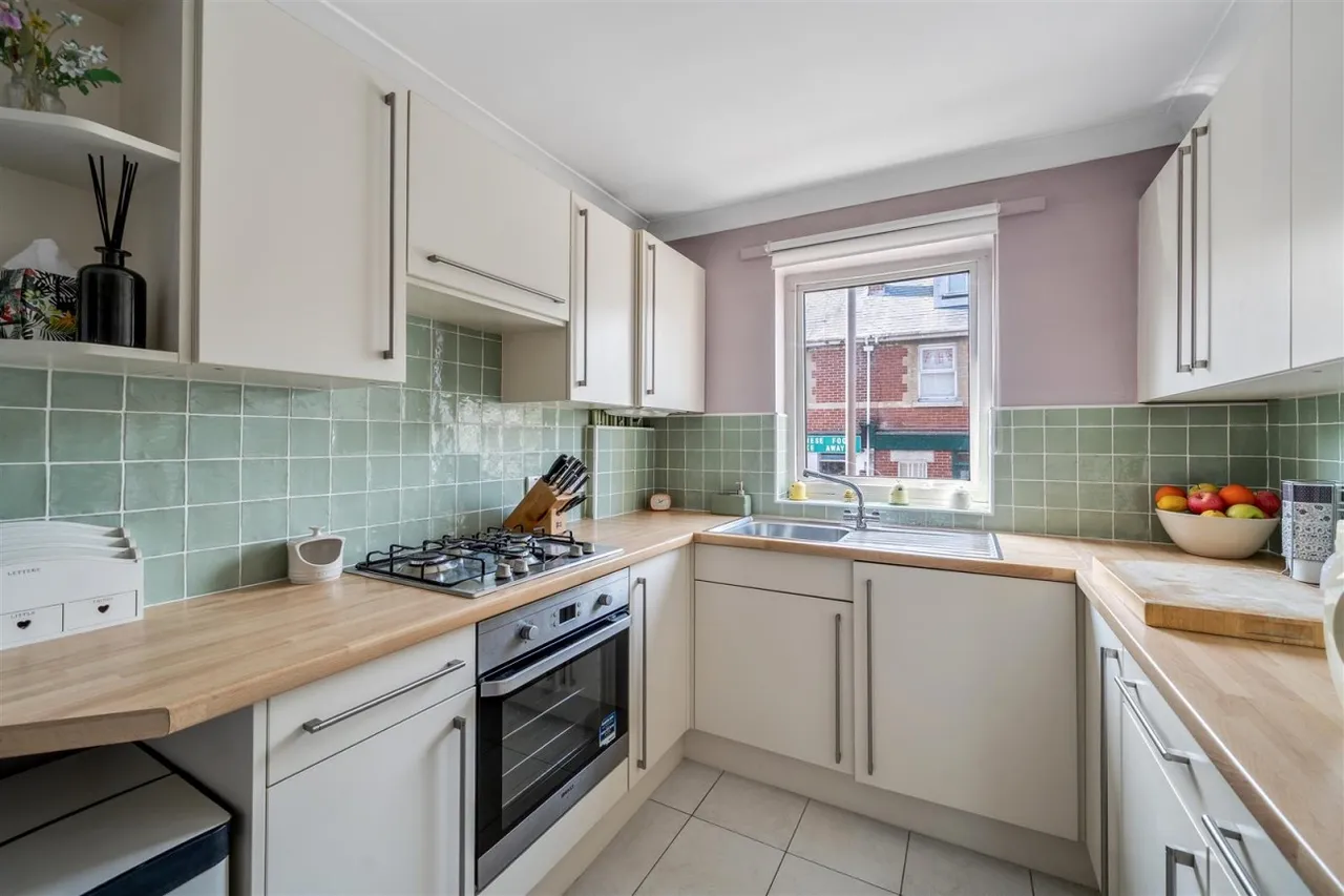 Sandringham Court, Swanage, BH19, photo 9