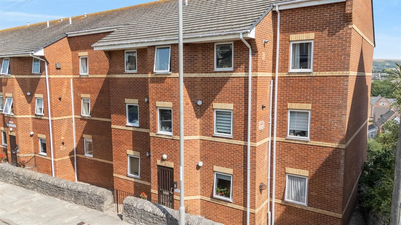 Sandringham Court, Swanage, BH19, photo 10