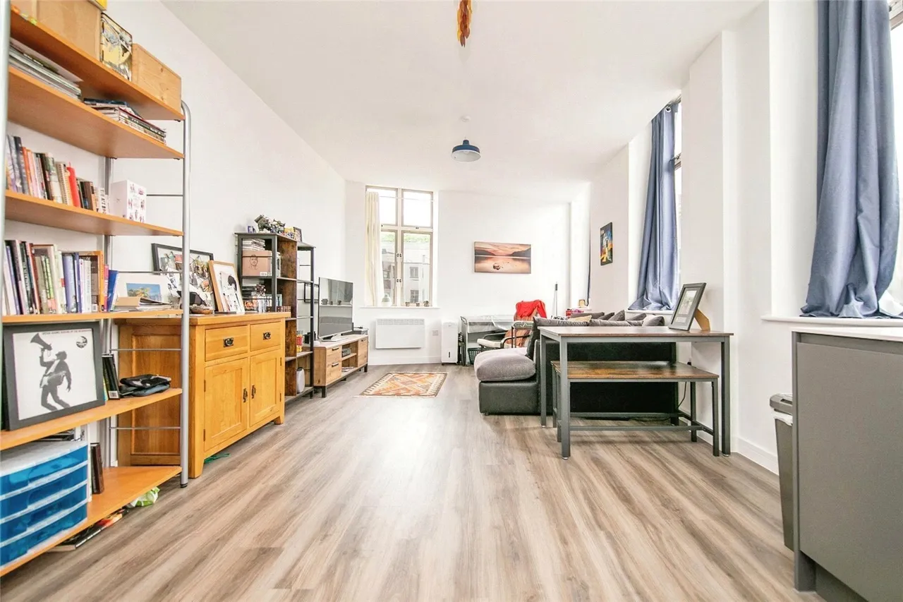 2 bed flat for sale — Princes Street, Ipswich, Suffolk, IP1