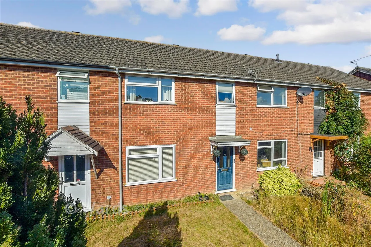 3 bed house for sale, Alen Square, Staplehurst, TN12