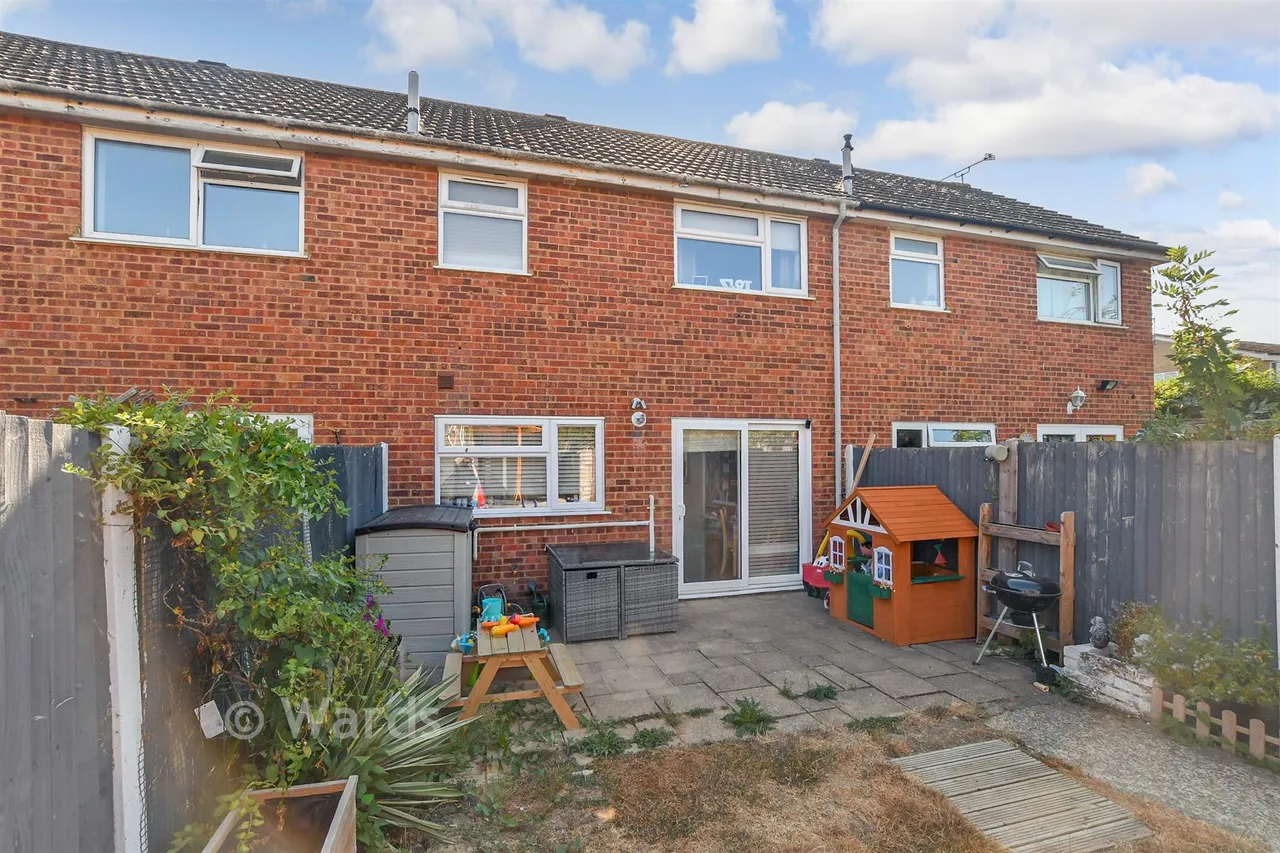 Alen Square, Staplehurst, TN12, photo 11