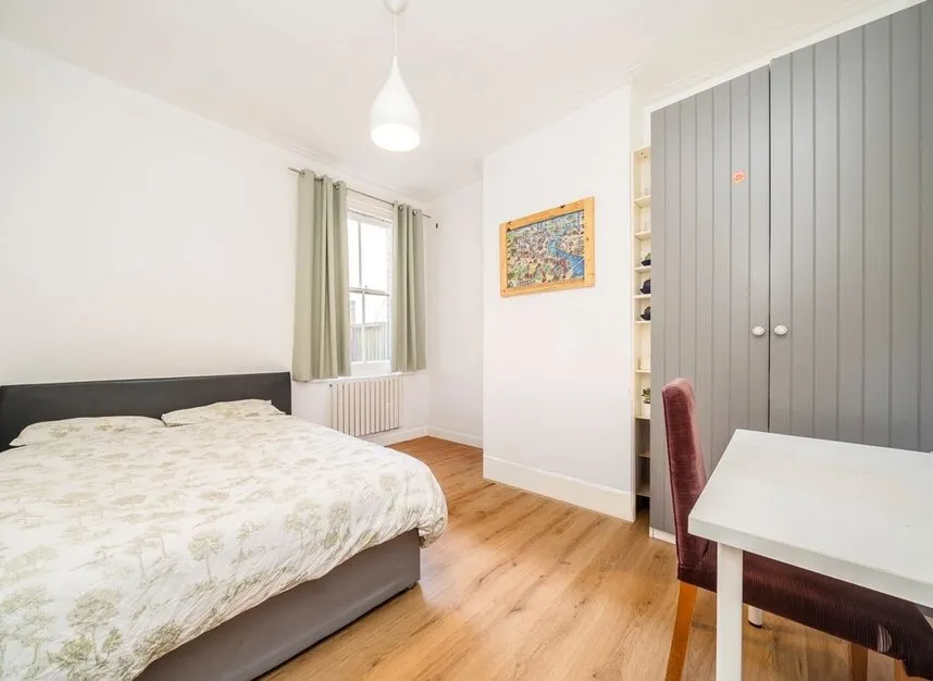 Silver Crescent, Chiswick, W4, photo 5