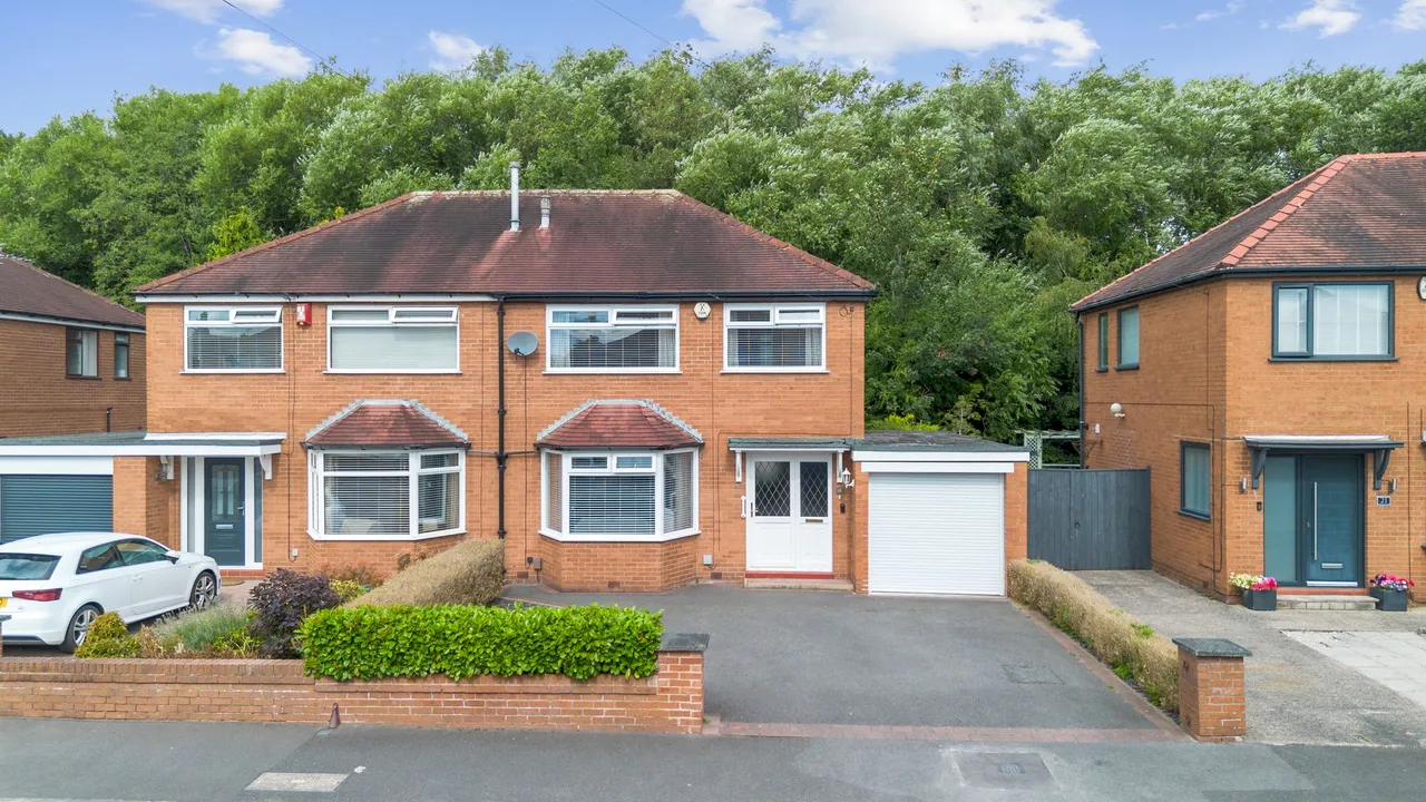 3 bed house for sale — Kirkham Road, Leigh, WN7 3UQ