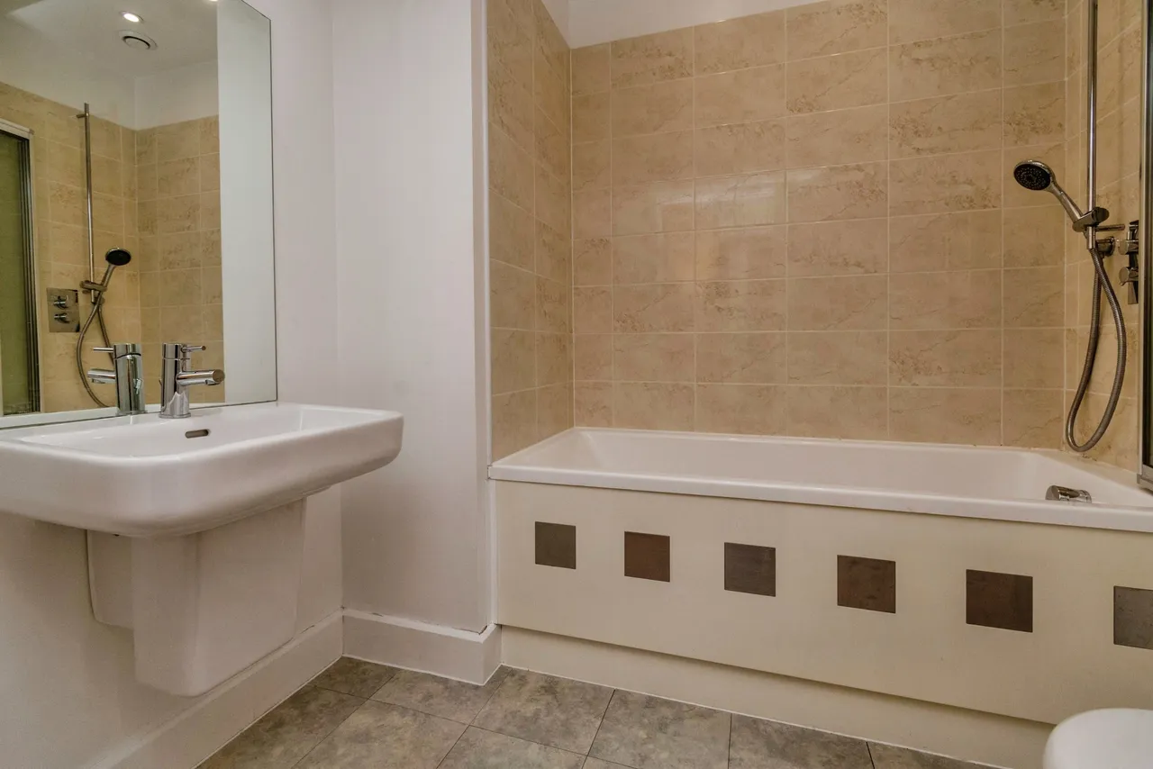Wolverhampton Street, Walsall, WS2, photo 14