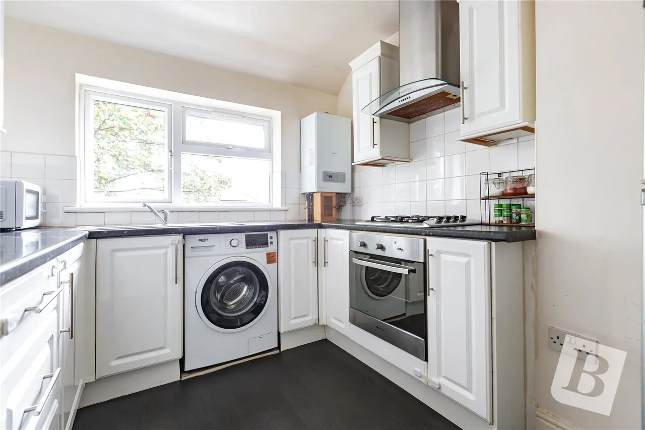 Dagenham, RM10, photo 8