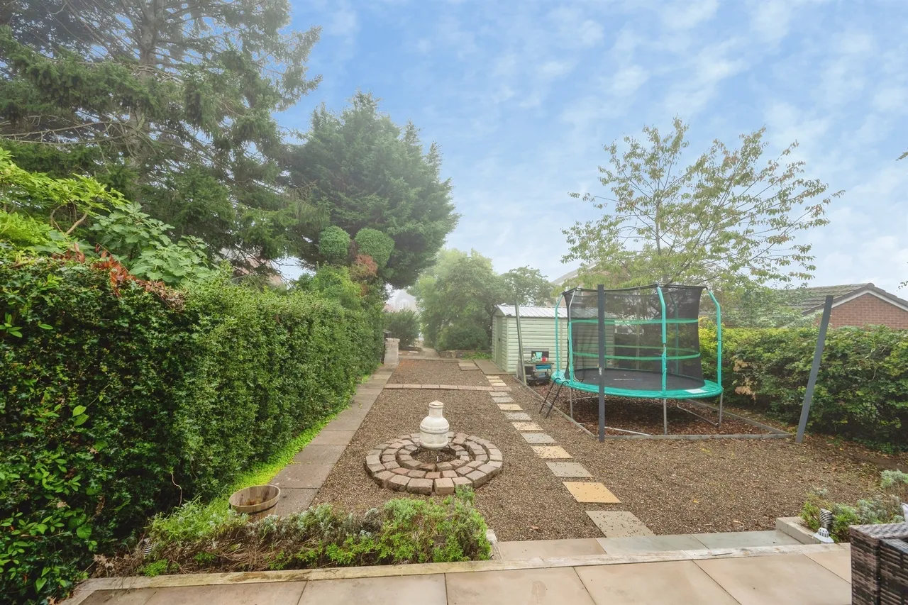 Barley Mow Lane, Catshill, B61, photo 11