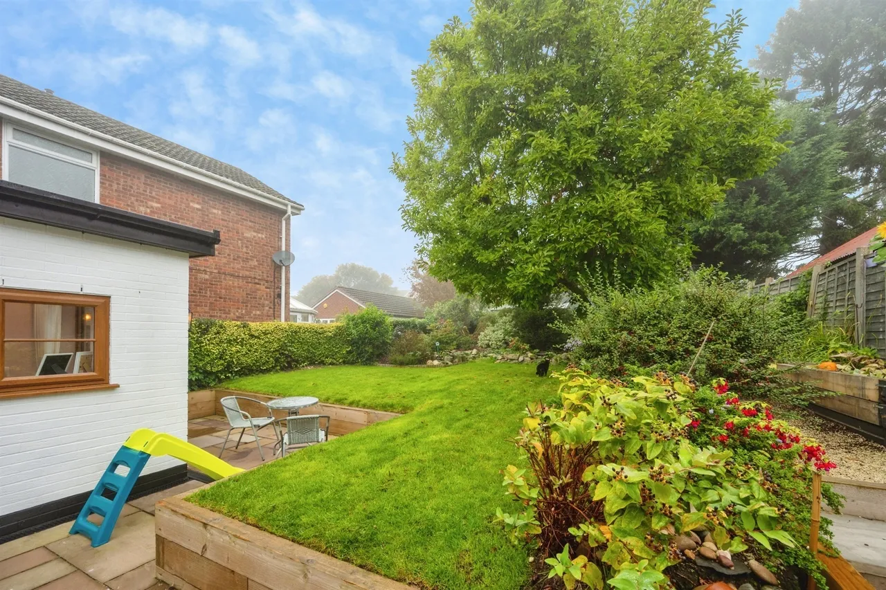 Barley Mow Lane, Catshill, B61, photo 10