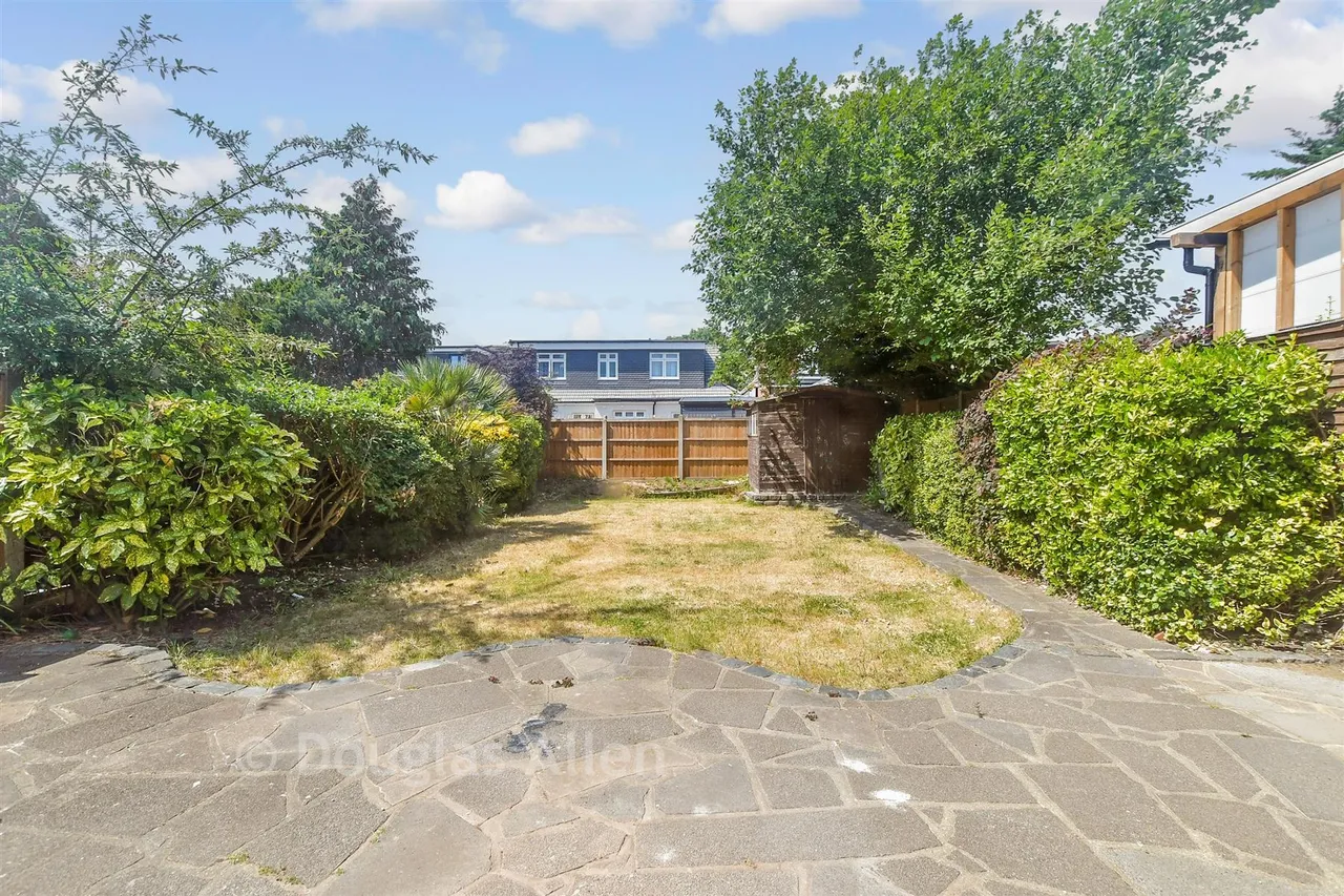Lakeside Avenue, Ilford, IG4, photo 15