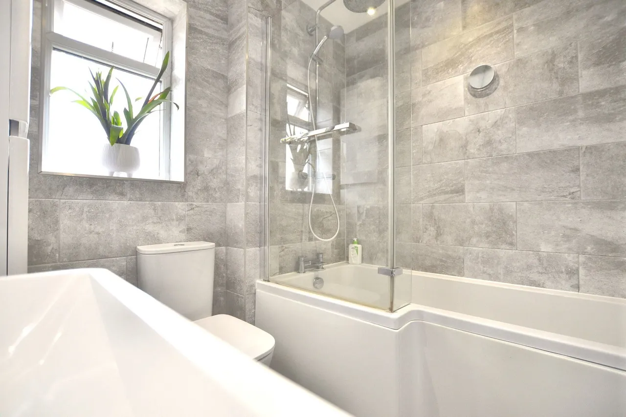 Vernal Close, Abbeymead, GL4, photo 15