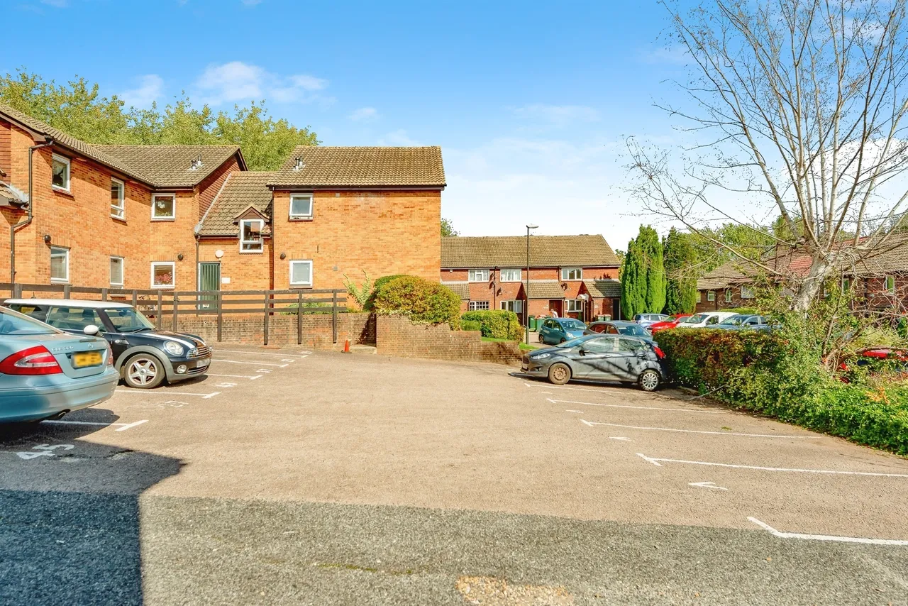 Hillingdale, Crawley, photo 8