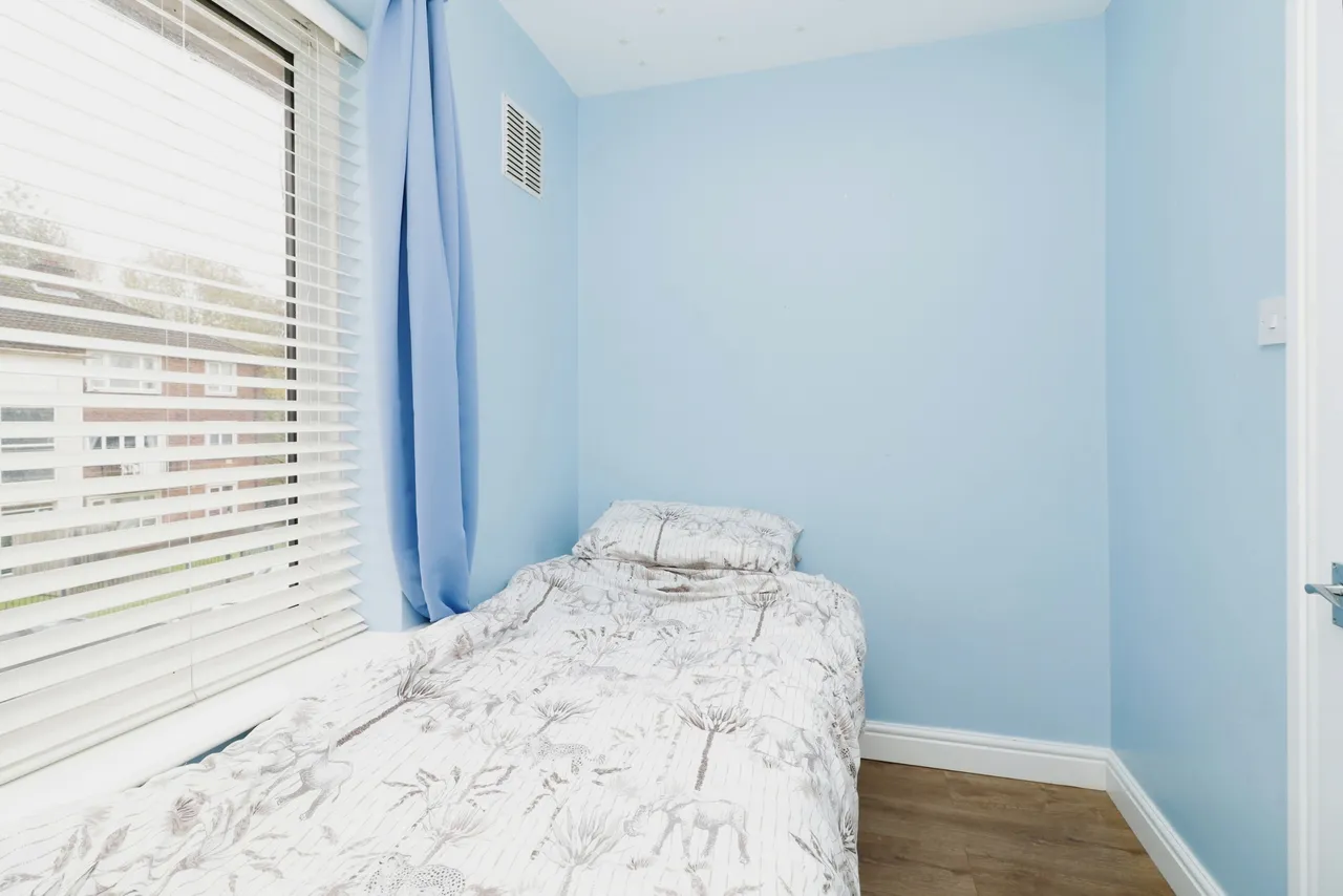 Grange Avenue, Cheadle Hulme, Cheadle, Greater Manchester, SK8, photo 9