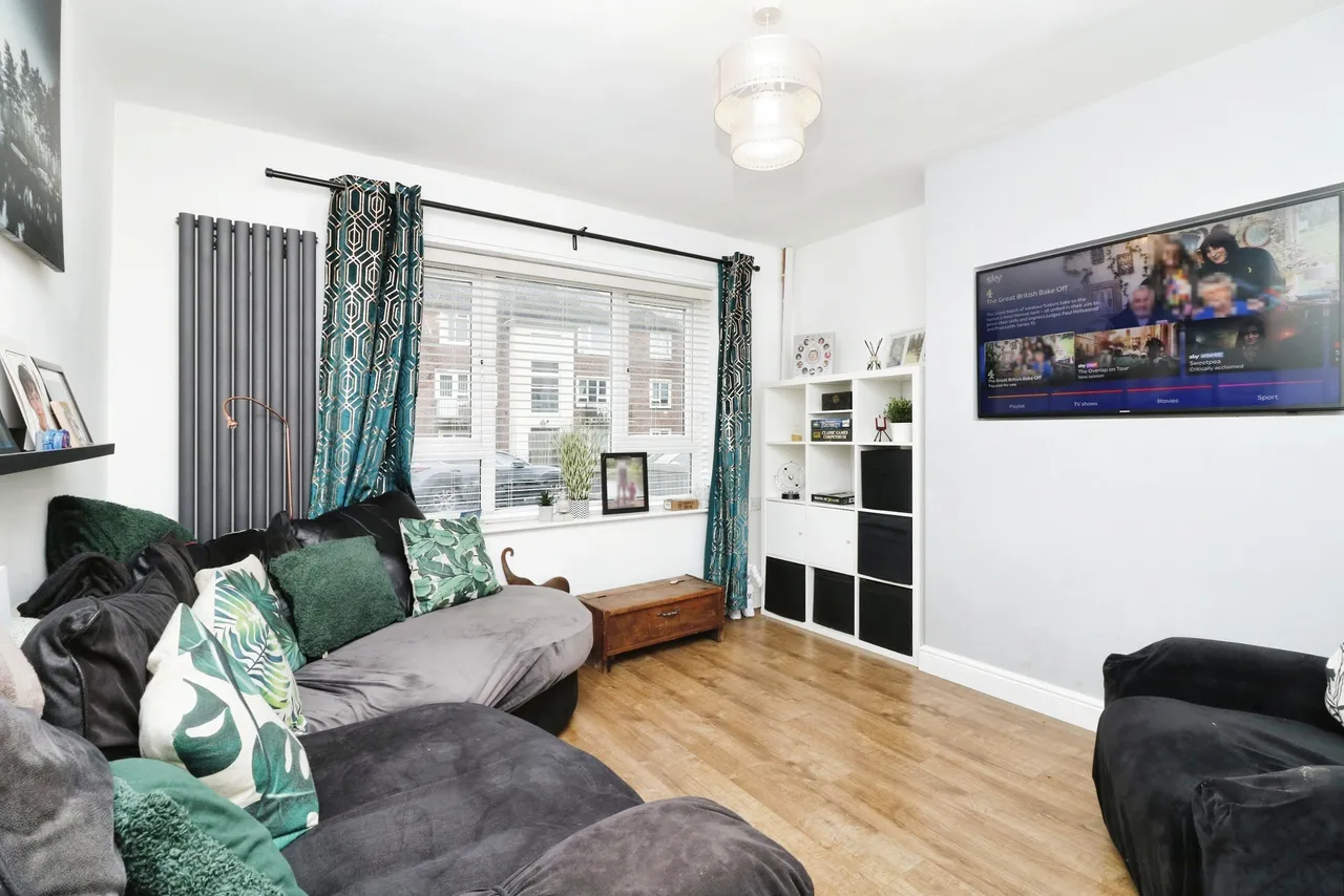 Grange Avenue, Cheadle Hulme, Cheadle, Greater Manchester, SK8, photo 3