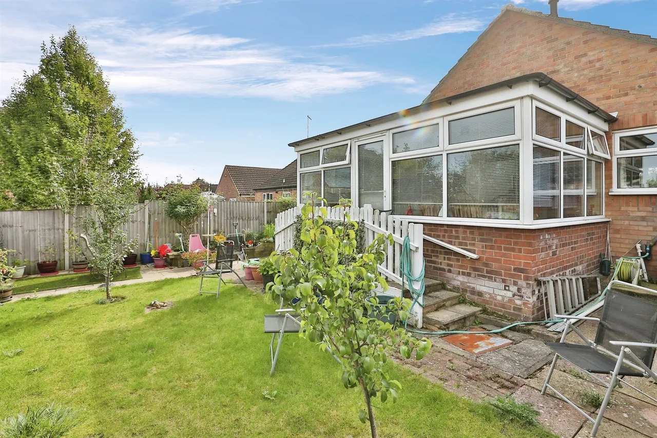 Gwyn Crescent, Fakenham, photo 3
