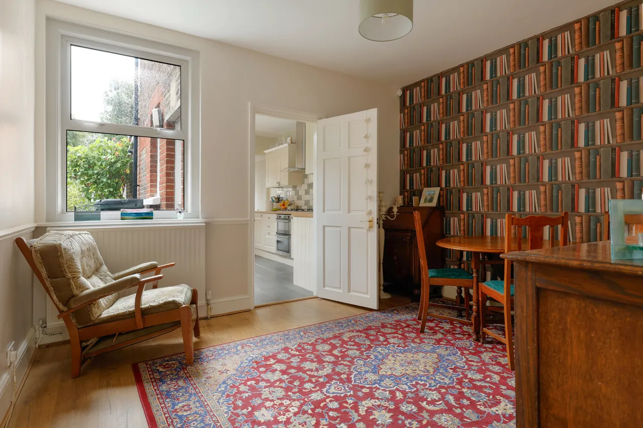 Church Road, Horley, RH6, photo 6
