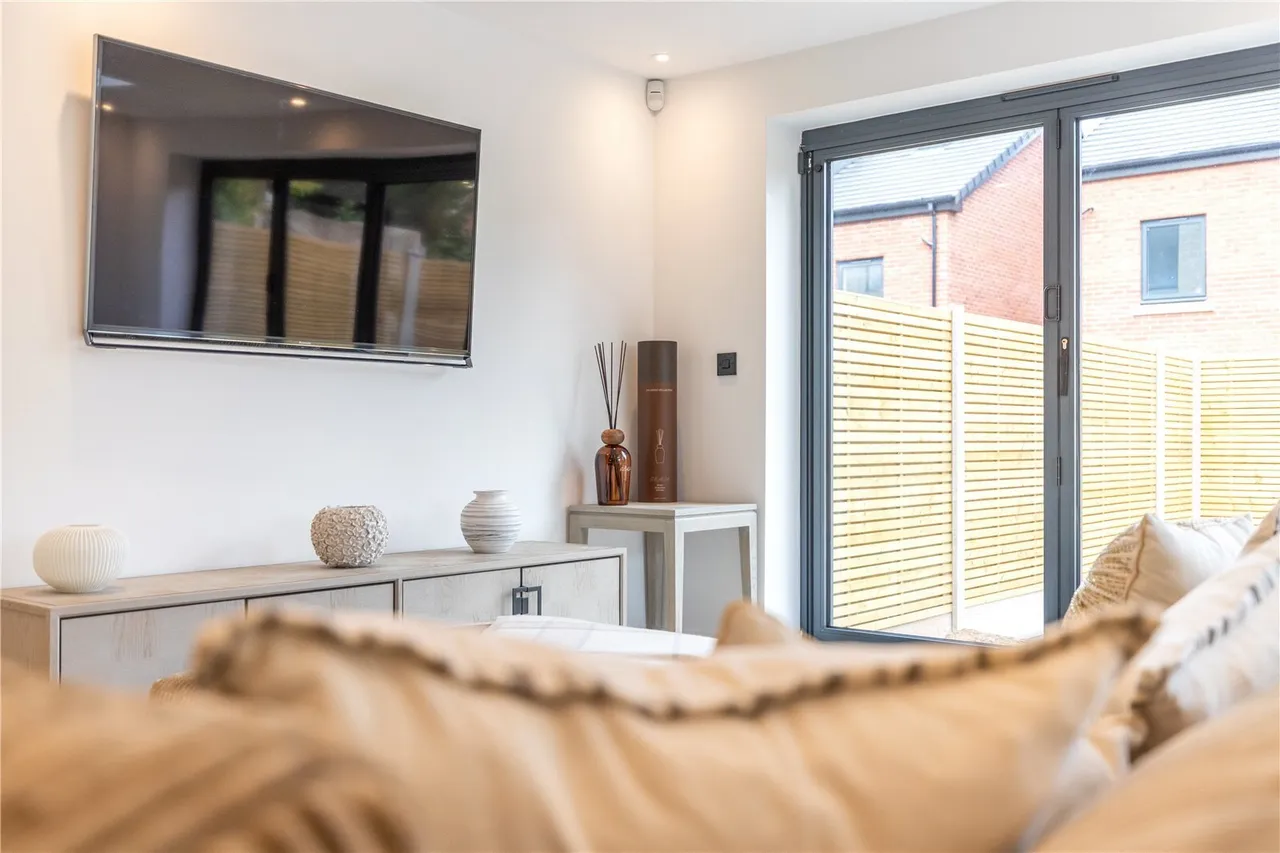 Bury Old Road, Prestwich, M7, photo 56