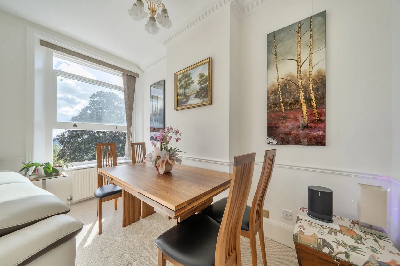 Coopers Hill Road, Redhill, RH1, photo 8
