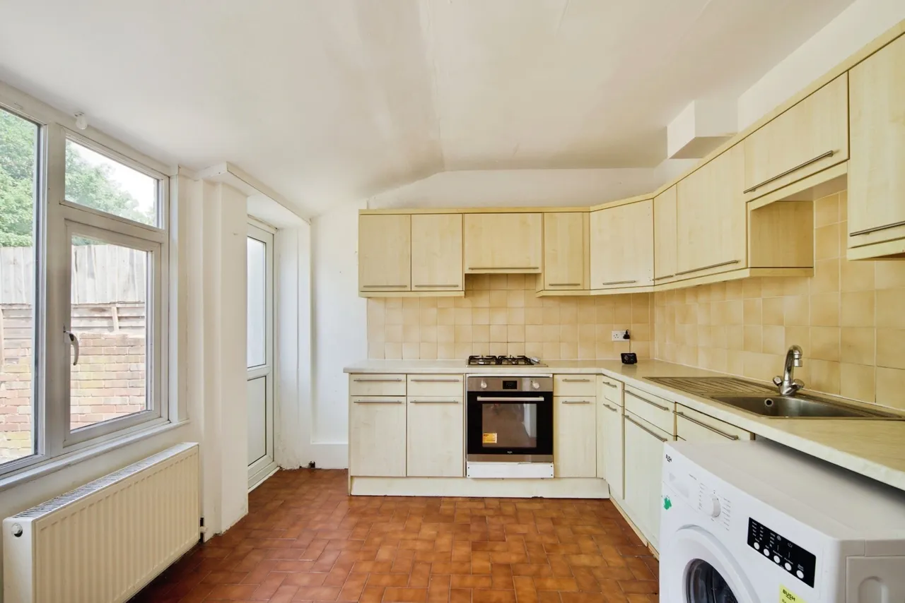 Stokes Road, East Ham, London, E6, photo 15