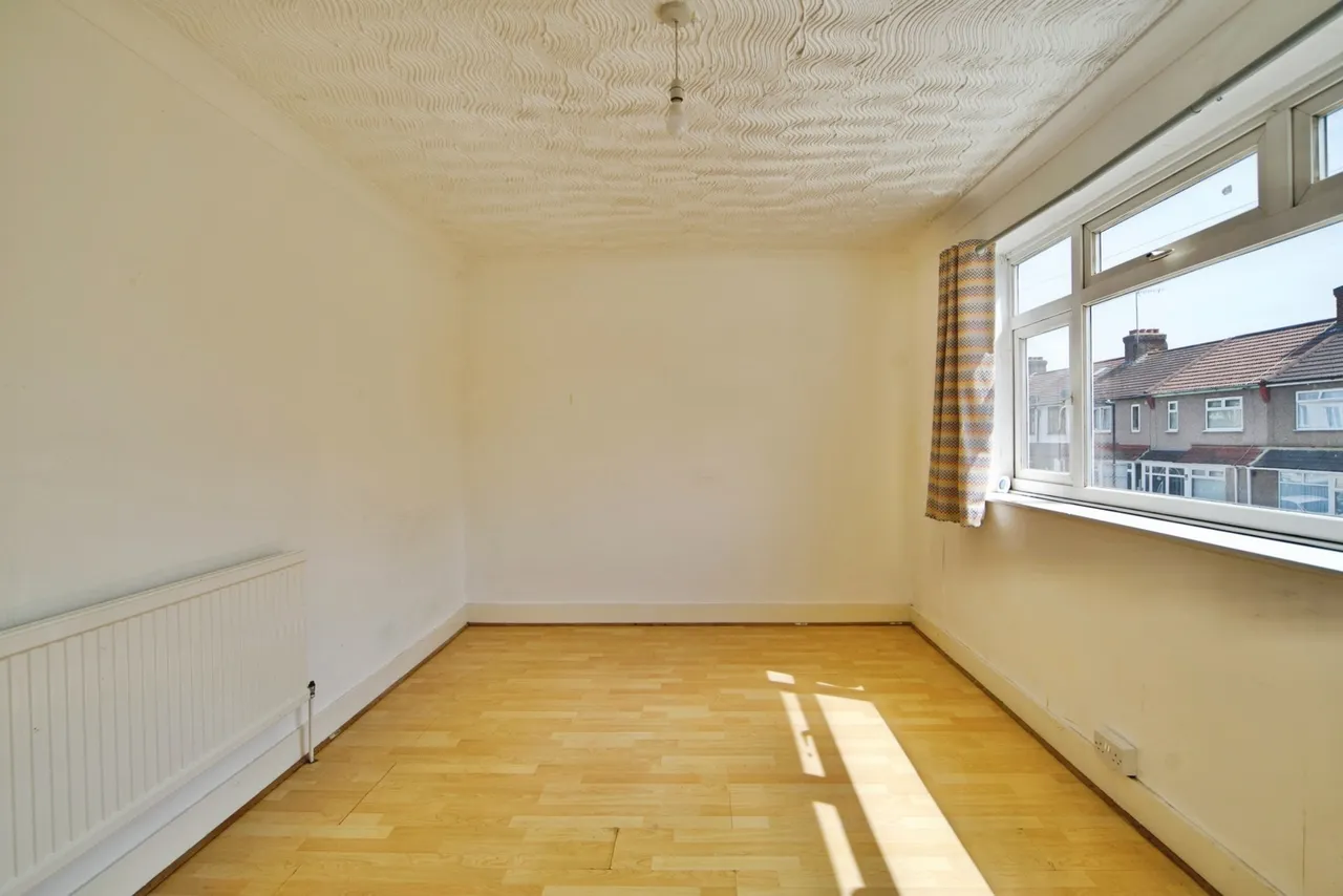 Stokes Road, East Ham, London, E6, photo 6