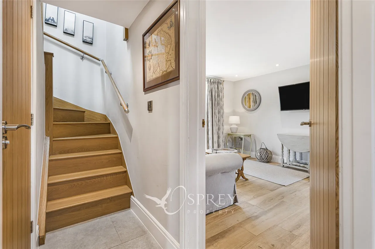 Crown Street, Oakham, LE15, photo 9