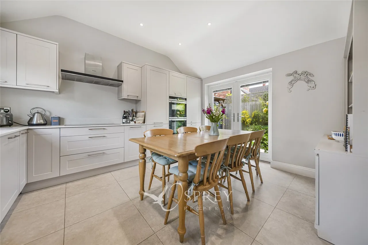 Crown Street, Oakham, LE15, photo 2