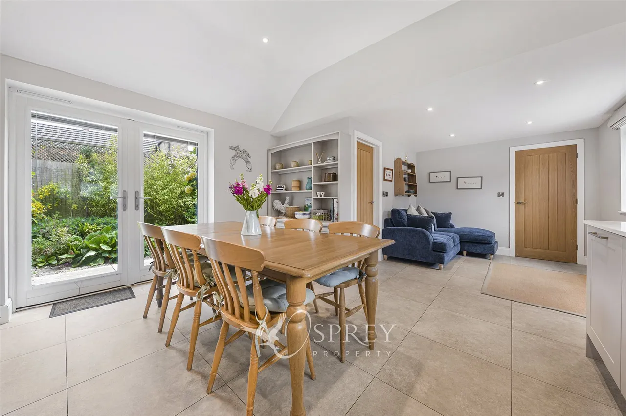 Crown Street, Oakham, LE15, photo 4