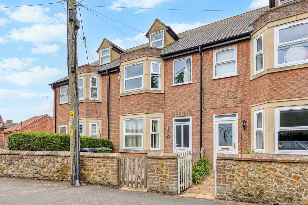 4 bed property for sale, Four Bedroom Home in Hunstanton