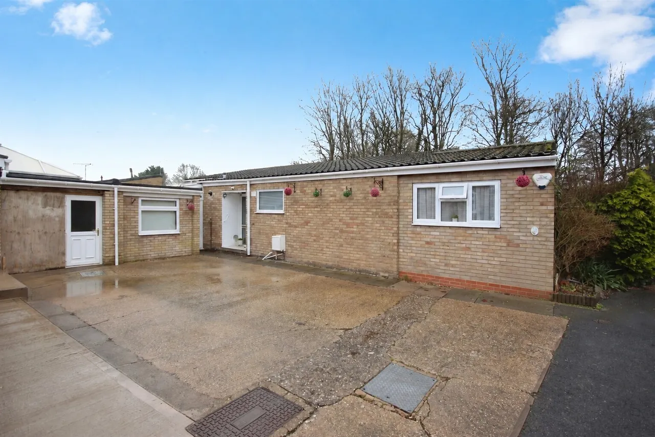 3 bed house for sale — Stidfall Grove, Leamington Spa