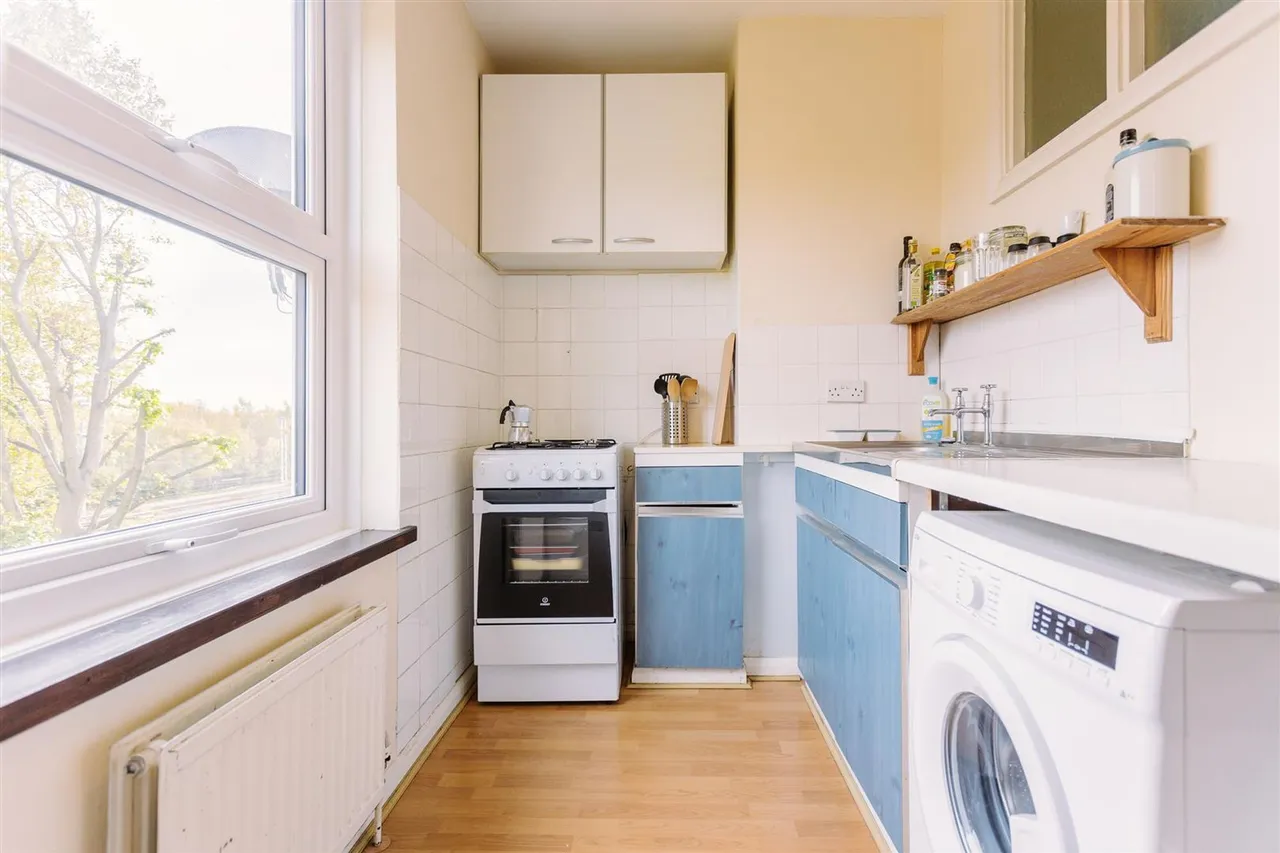 Woodstock Road, London, N4, photo 2