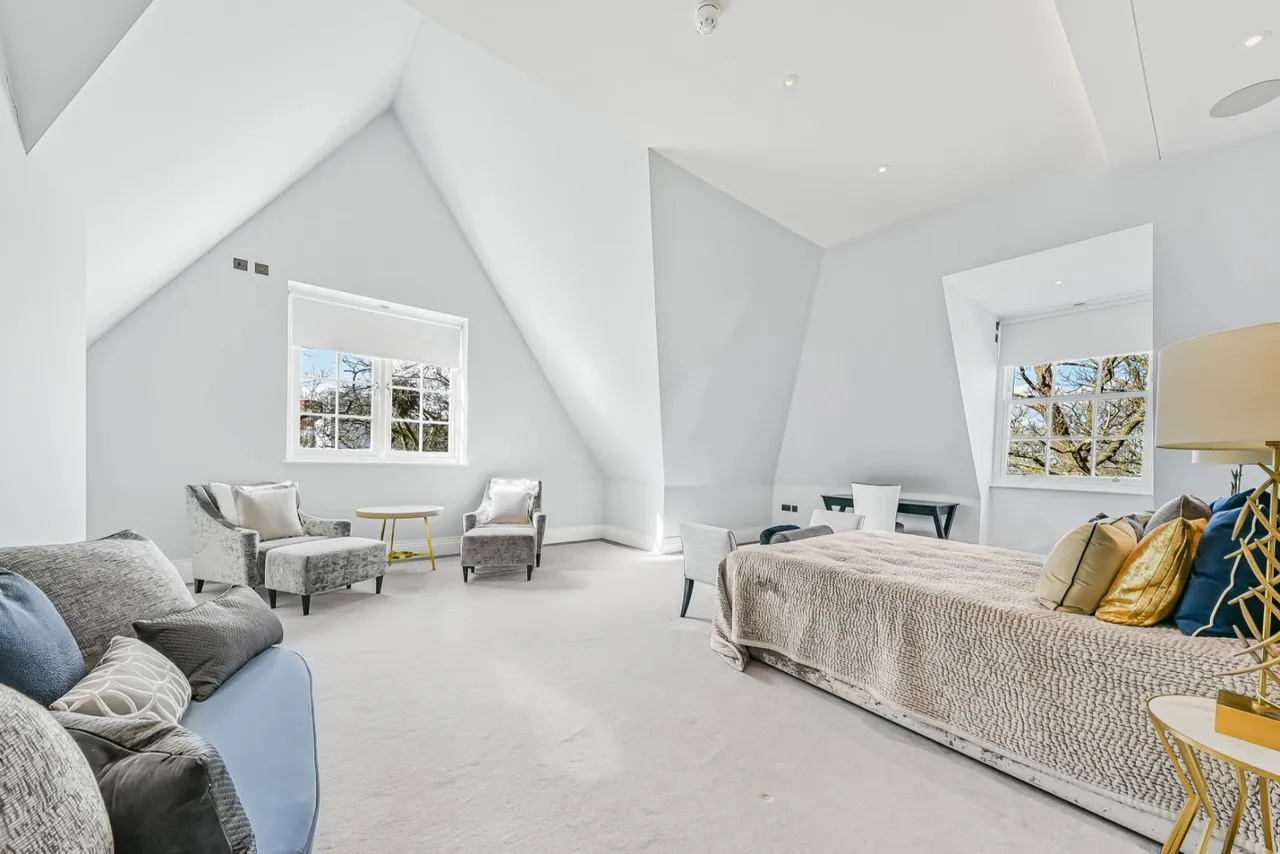 The Bishops Avenue, London, N2, photo 43