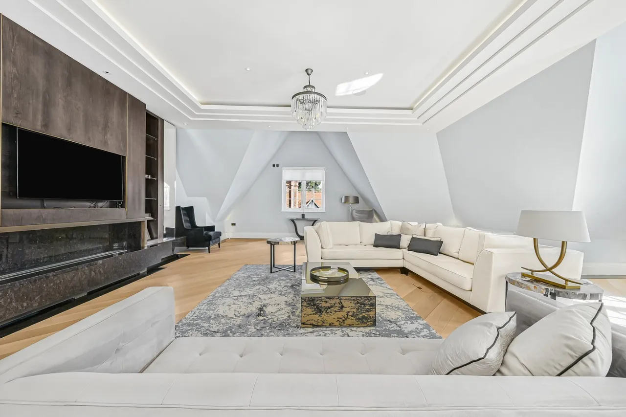The Bishops Avenue, London, N2, photo 31