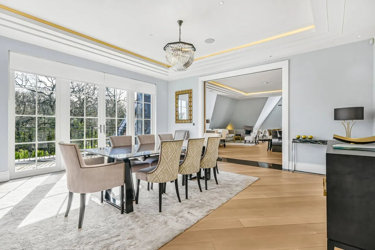 The Bishops Avenue, London, N2, photo 30