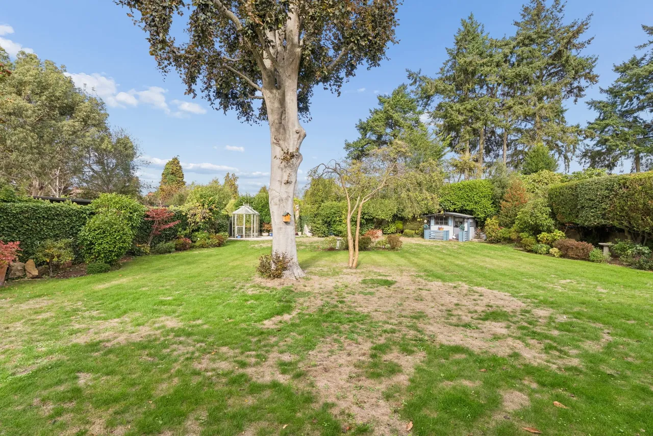 Clevehurst Close, Stoke Poges, SL2, photo 29