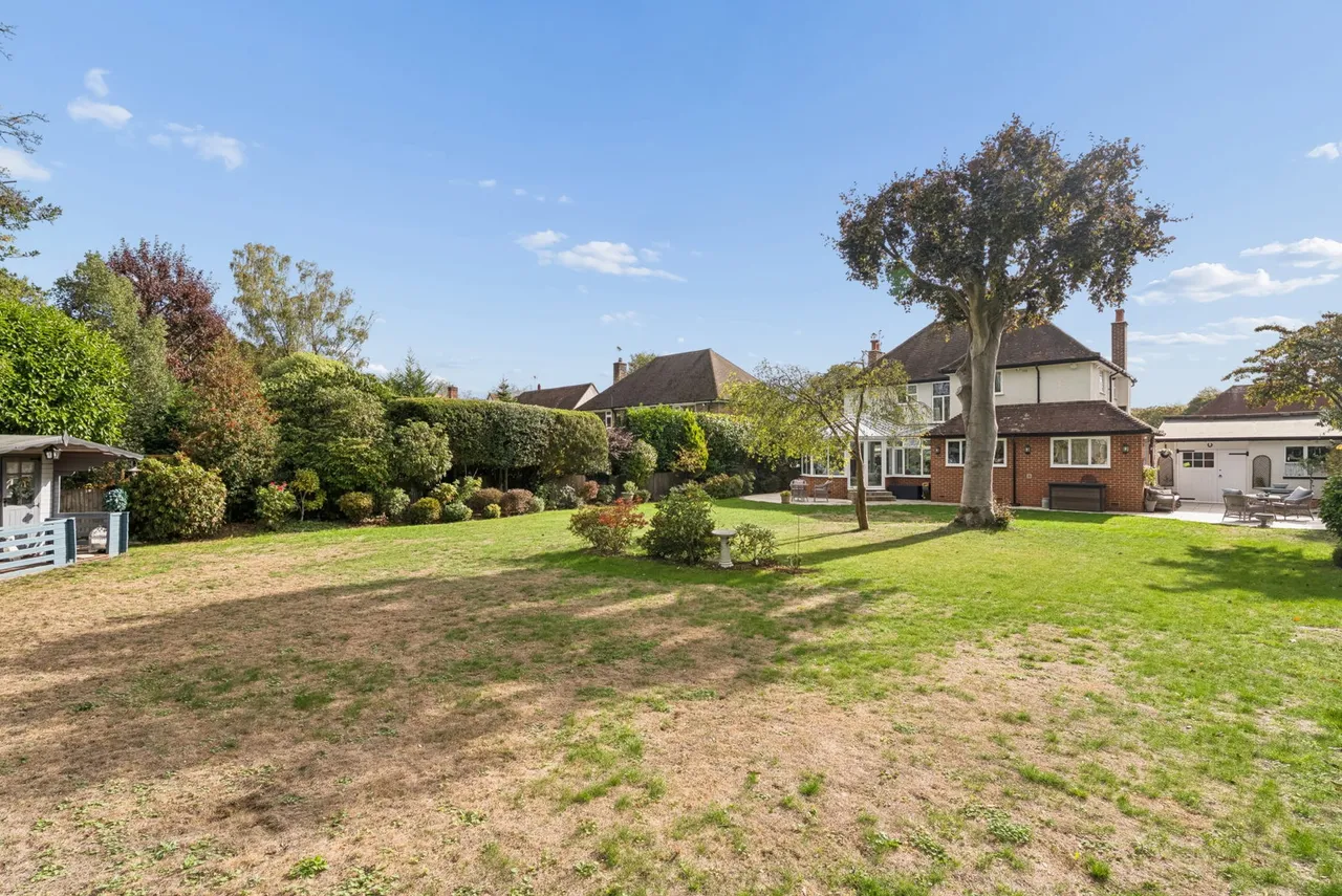 Clevehurst Close, Stoke Poges, SL2, photo 32