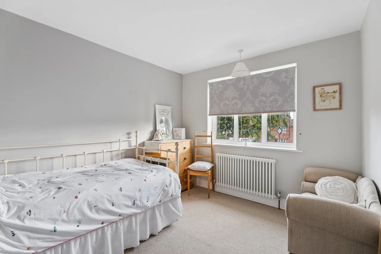 Clevehurst Close, Stoke Poges, SL2, photo 25