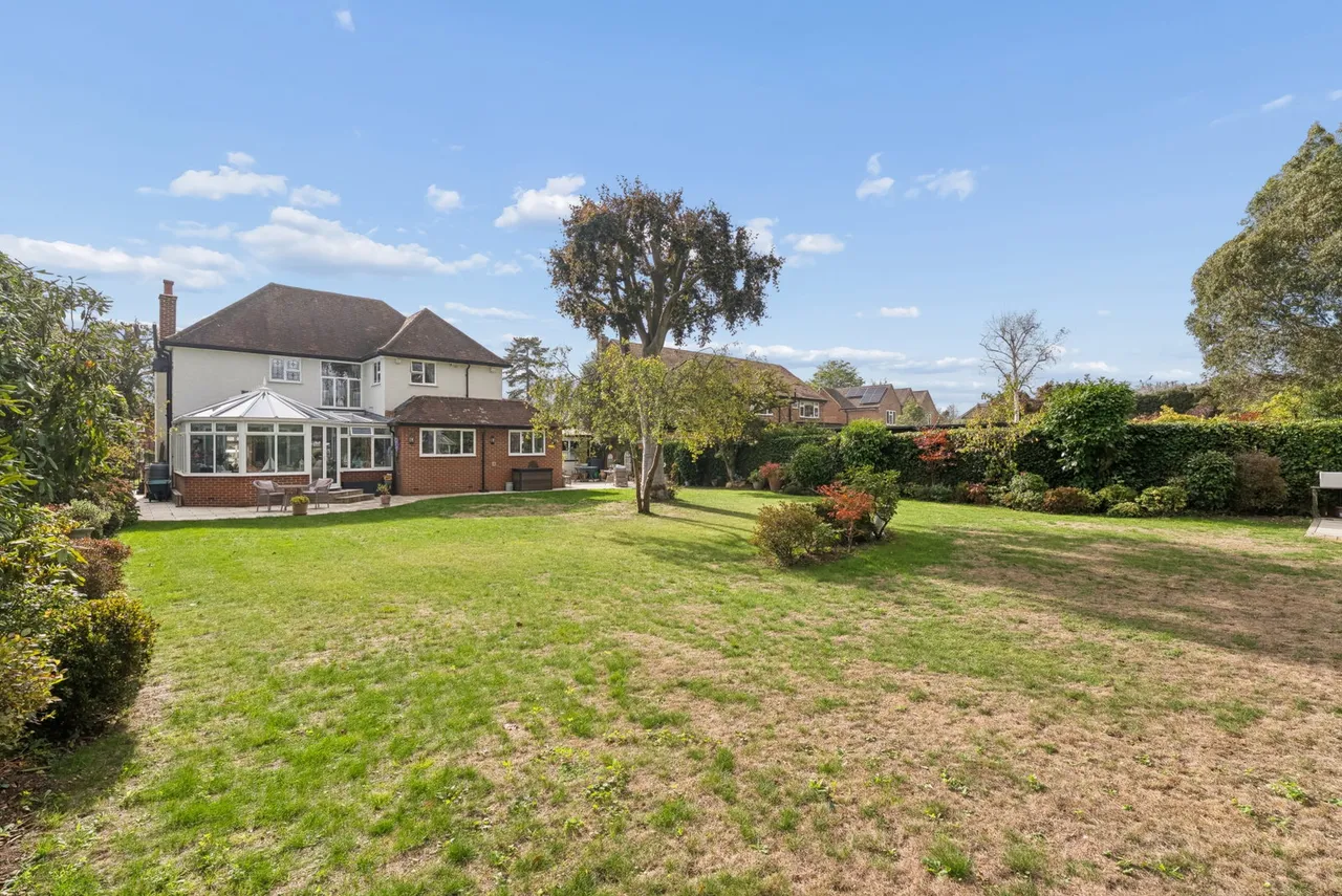 Clevehurst Close, Stoke Poges, SL2, photo 3