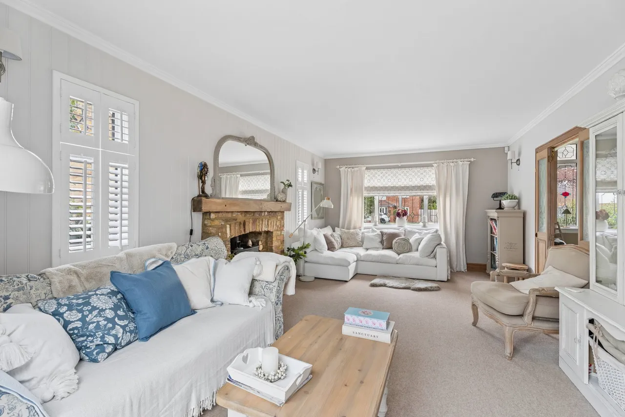 Clevehurst Close, Stoke Poges, SL2, photo 11