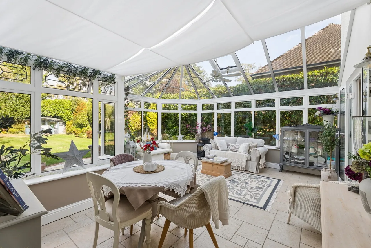 Clevehurst Close, Stoke Poges, SL2, photo 16