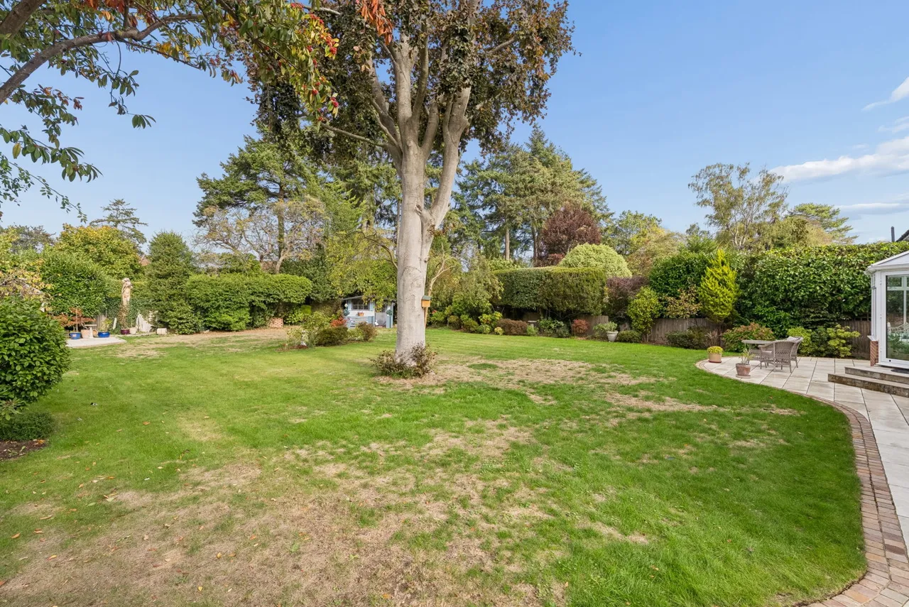 Clevehurst Close, Stoke Poges, SL2, photo 30
