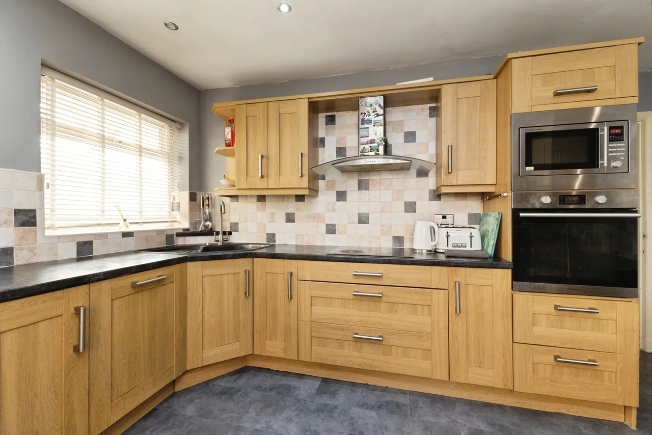 Dunsmore Close, Maltby, TS8, photo 7