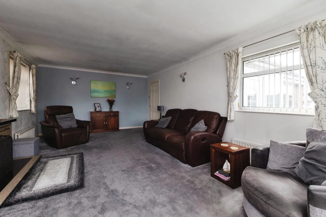 Dunsmore Close, Maltby, TS8, photo 6