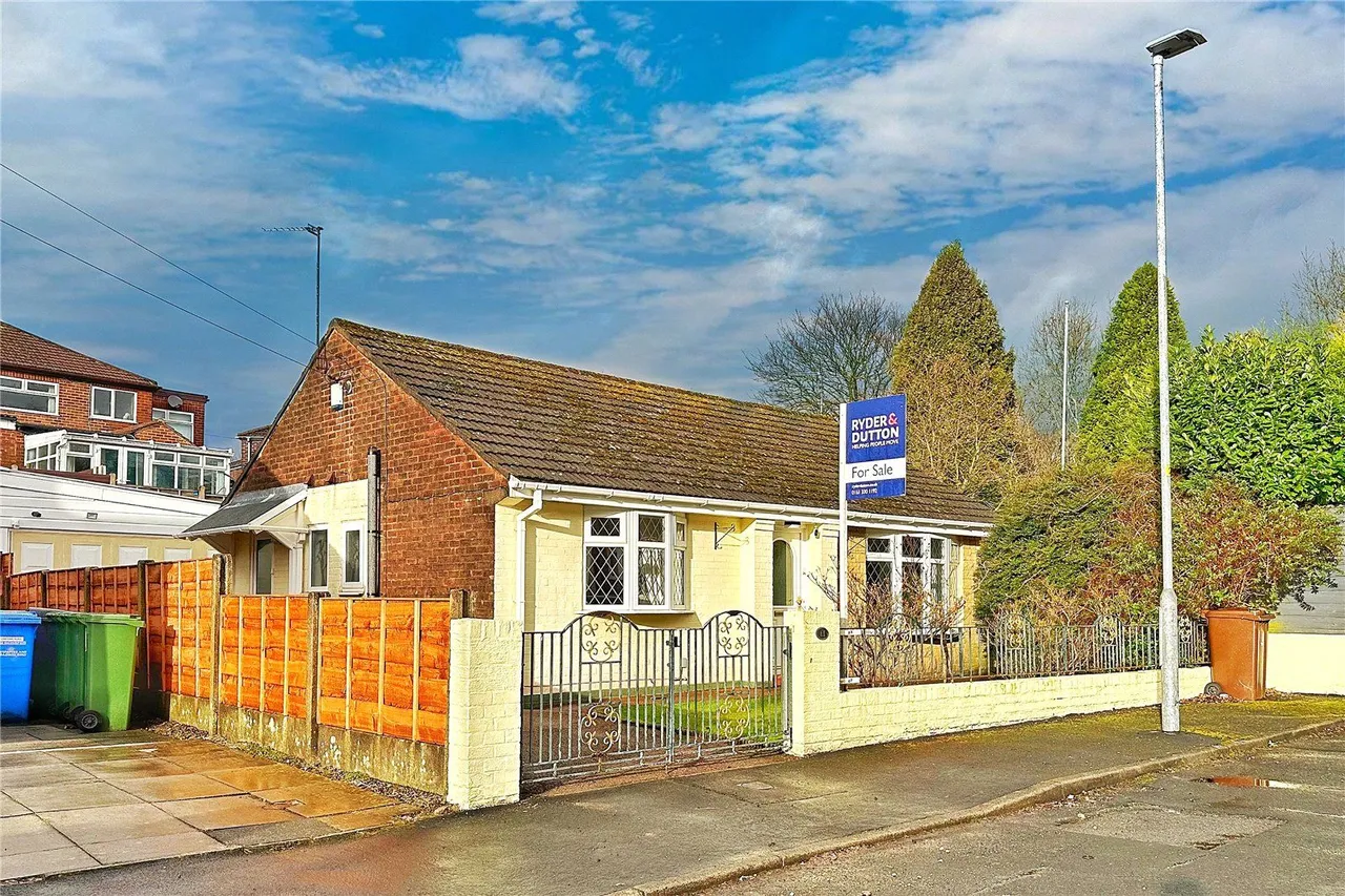 Hunt Avenue, Ashton-under-Lyne, OL7, photo 3