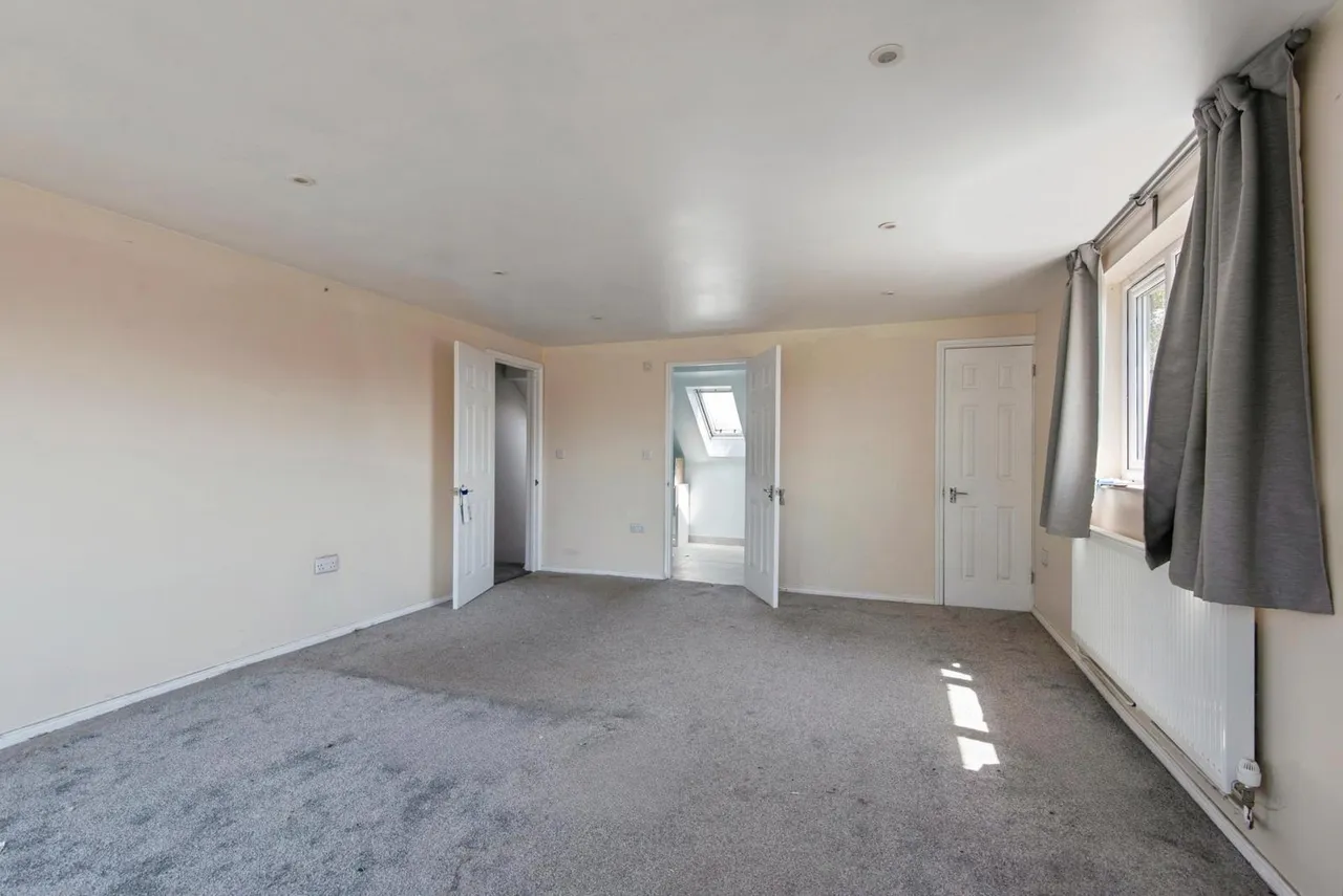 Station Road, Lower Stondon, Henlow, Bedfordshire, SG16, photo 11