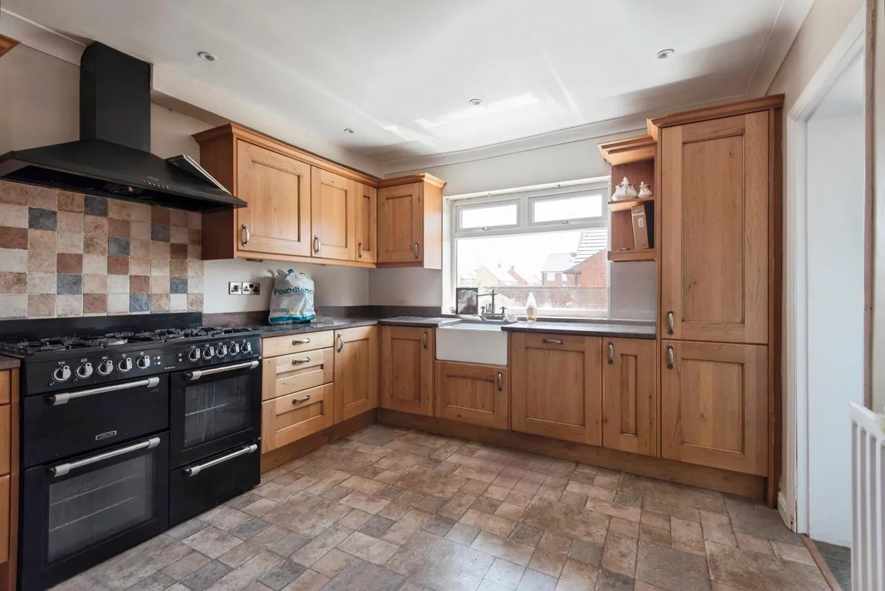 Station Road, Lower Stondon, Henlow, Bedfordshire, SG16, photo 8