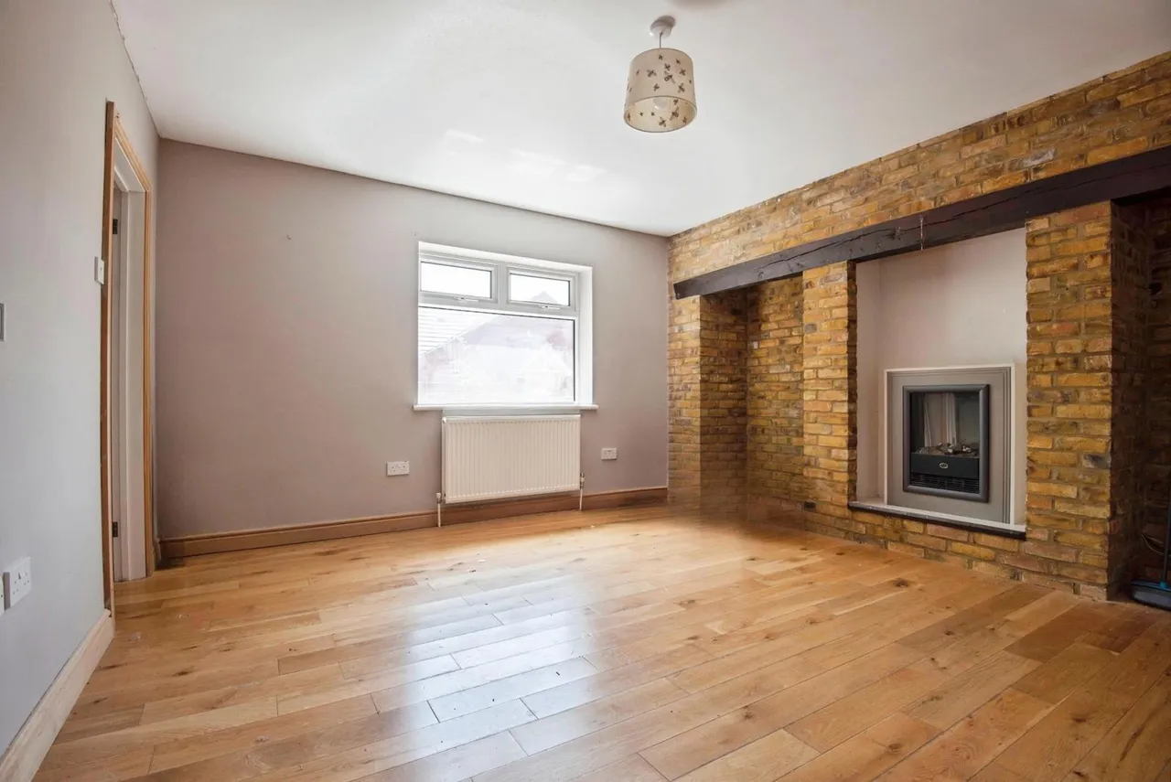 Station Road, Lower Stondon, Henlow, Bedfordshire, SG16, photo 5