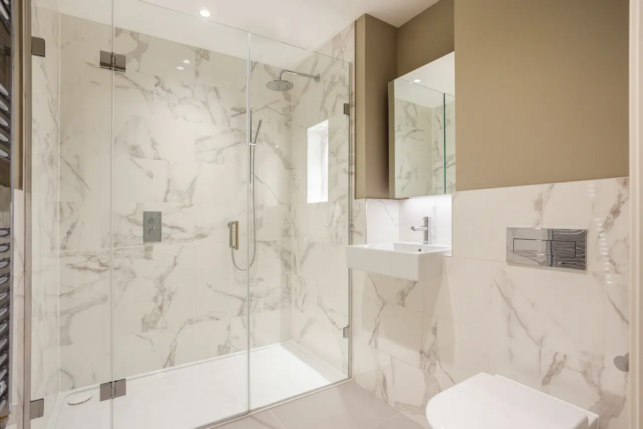 Broom Road, Teddington, TW11, photo 9