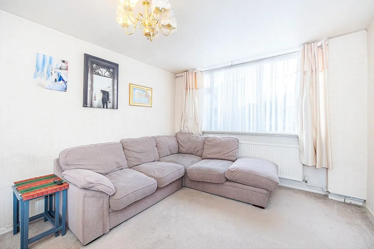 Wyfields, Ilford, Essex, IG5 0XJ, photo 6