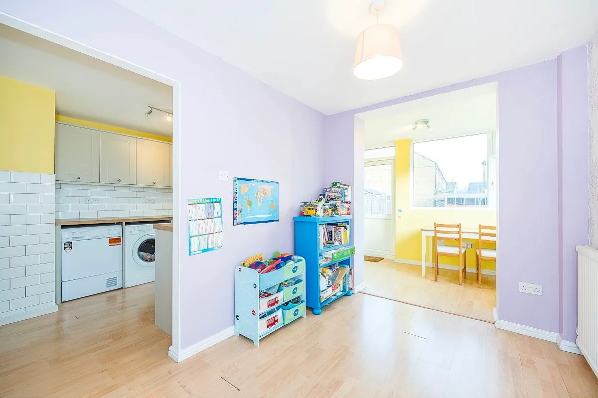 Wyfields, Ilford, Essex, IG5 0XJ, photo 8